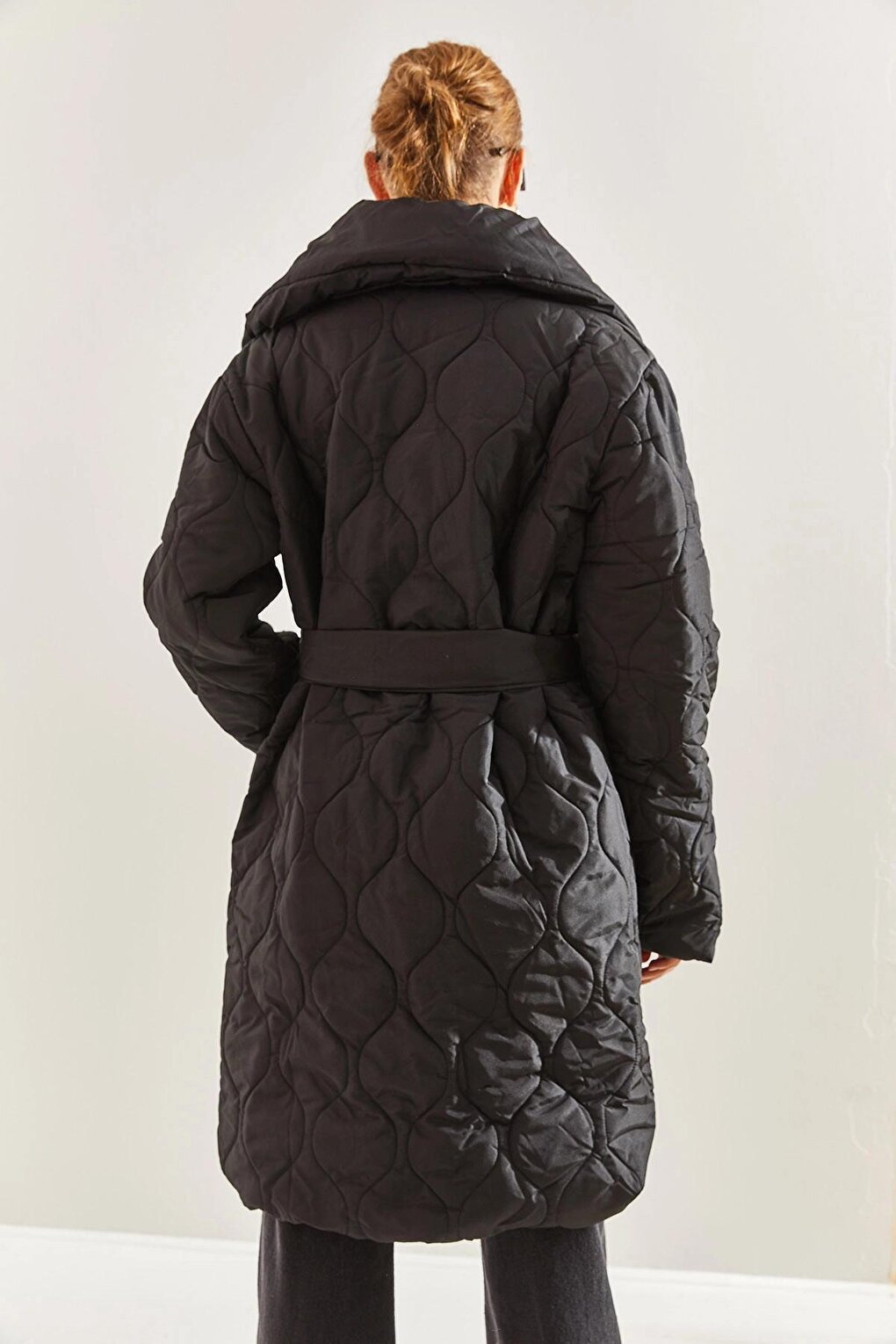 Women's Metal Button Quilted Oversize Puffer Coat