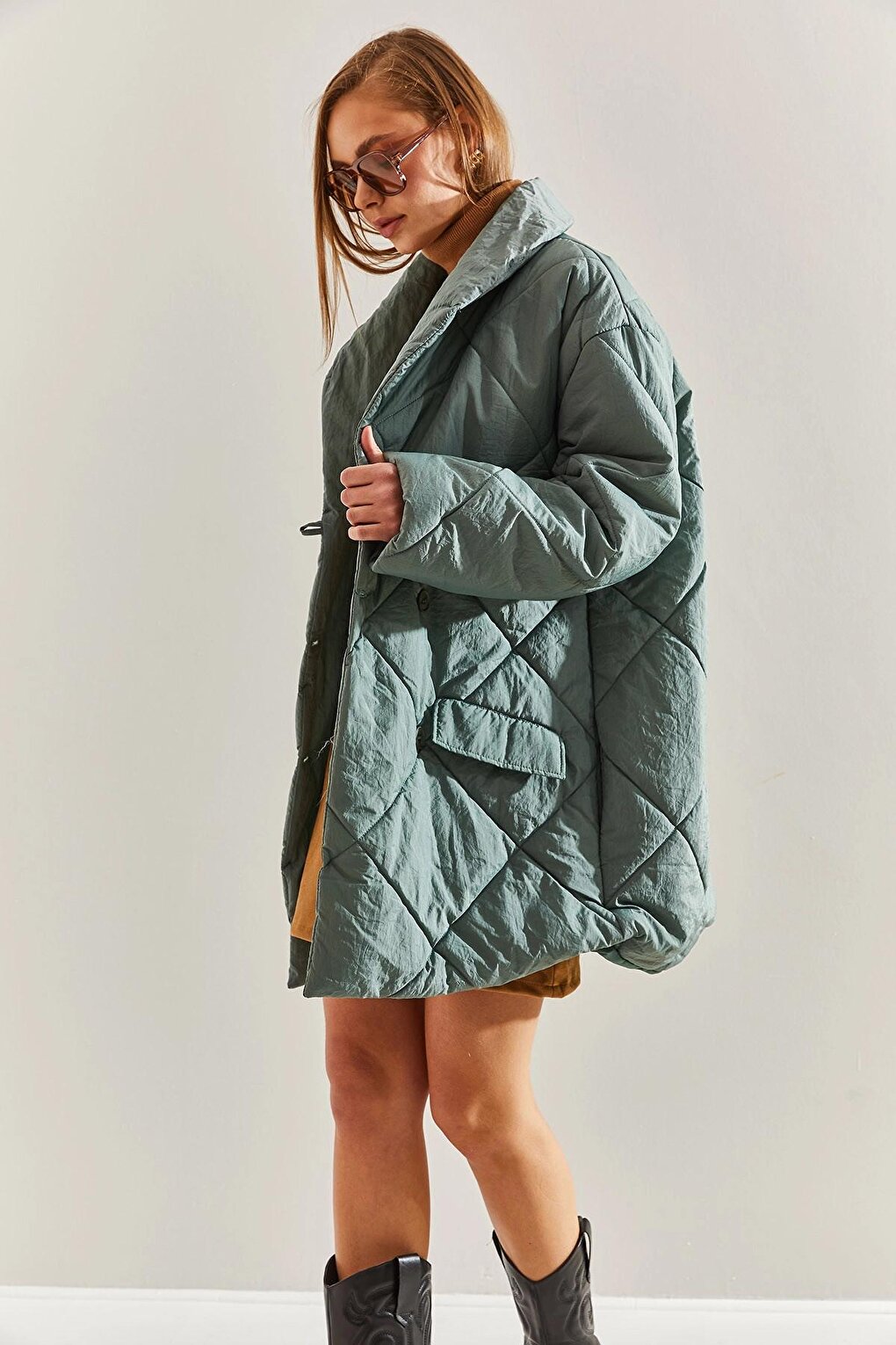 Women's Buttoned Oversize Puffer Coat