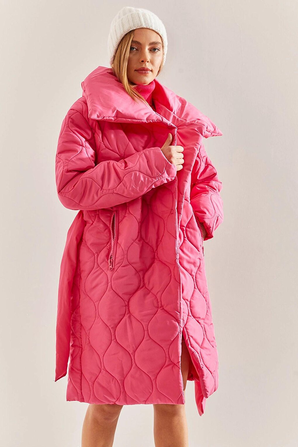 Women's Metal Button Quilted Oversize Puffer Coat