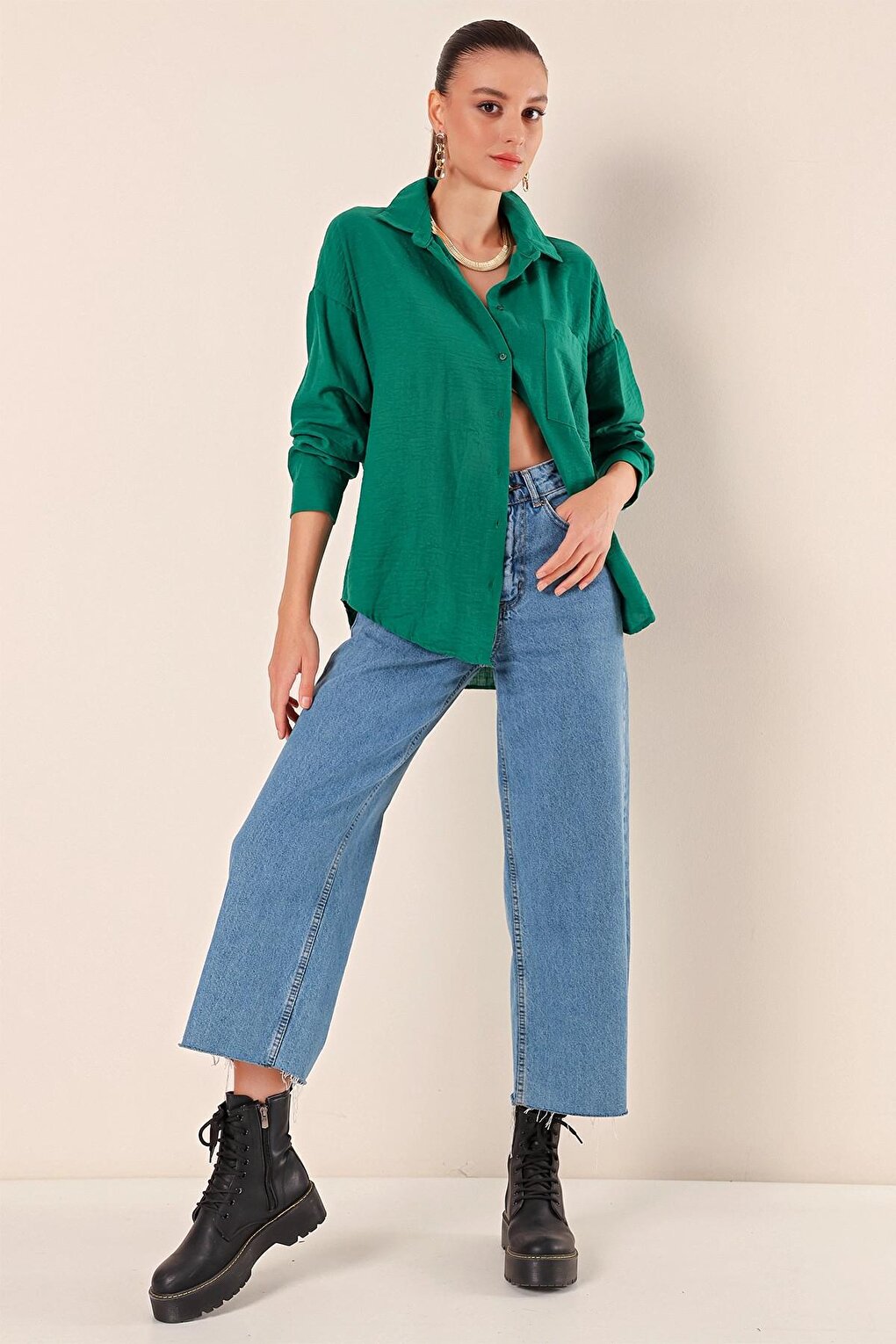 Emerald Green Oversize Shirt with Drop Shoulder Pockets