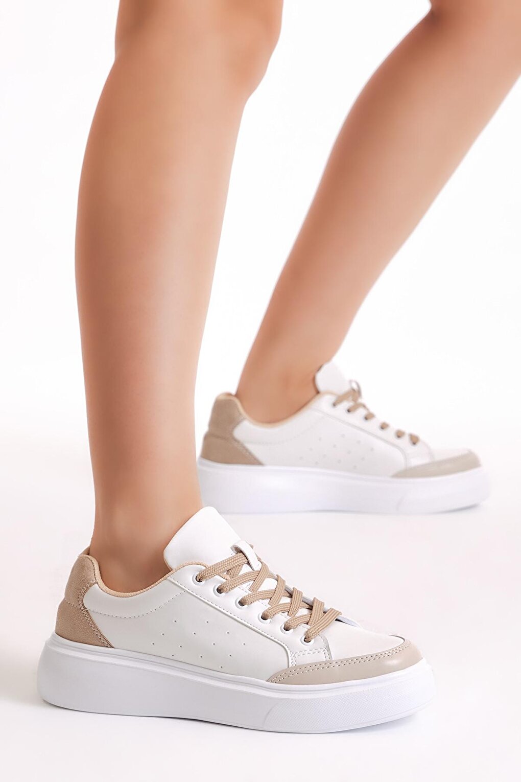 Women's White Earth Poly Sole Lace-up Sneakers