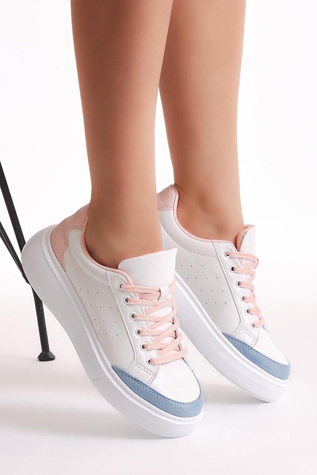 Women's White Powder Poly Sole Lace-Up Sneakers