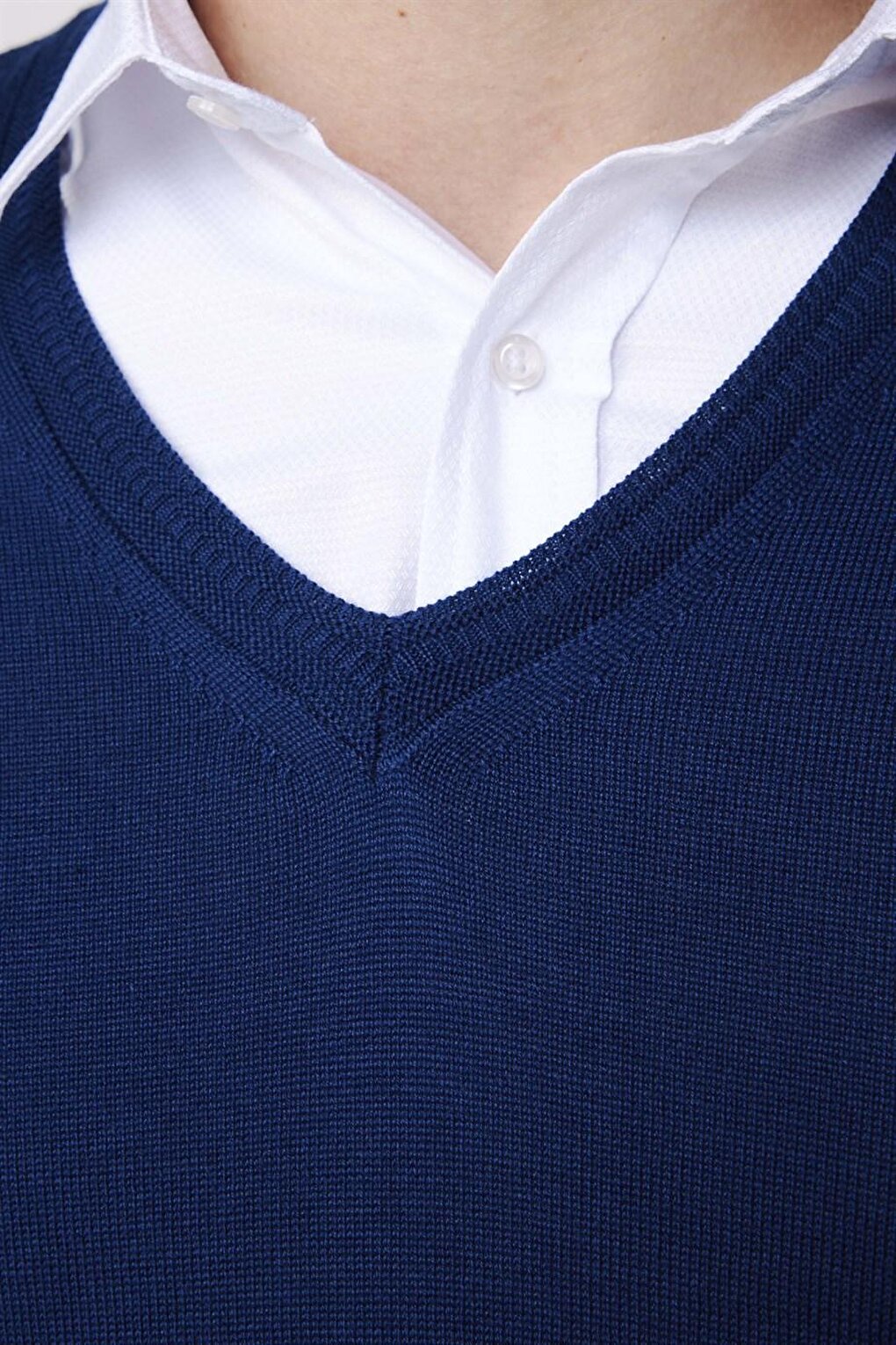 Slim Fit V-Neck Cotton Men's Blue Sweater