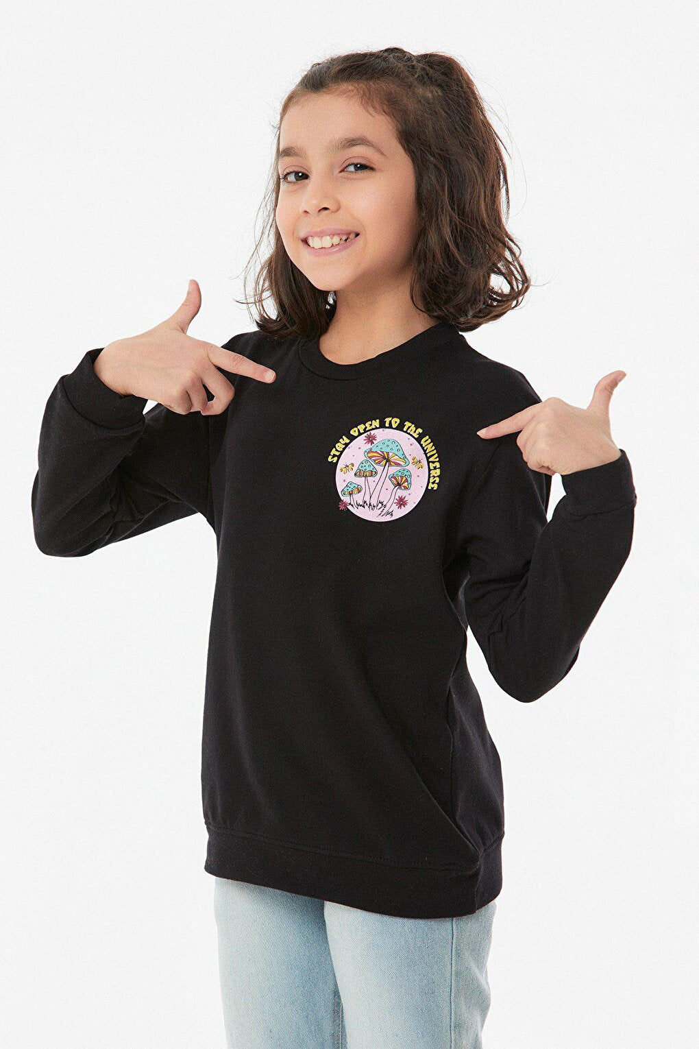 Printed Crew Neck Girl's Sweatshirt