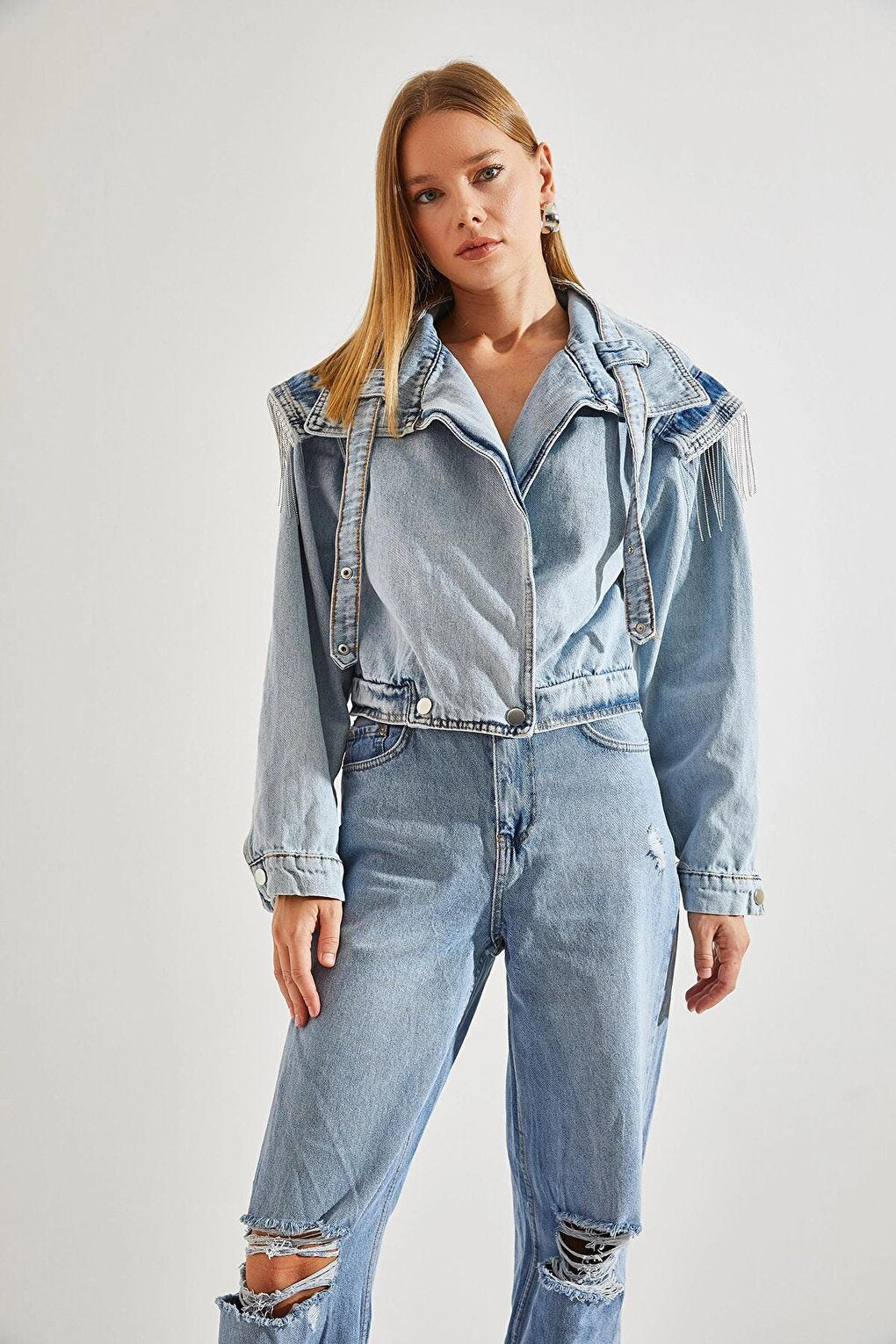 Women's Belt Collar Shoulder Detailed Denim Jacket