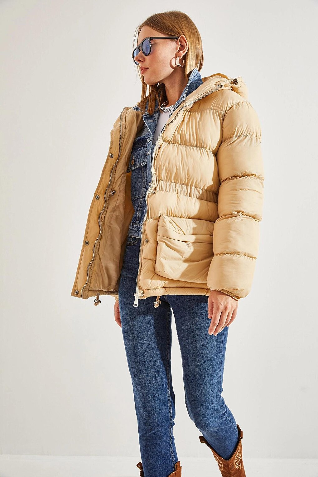 Women's Hooded Zippered Puffer Coat with Snap Fasteners