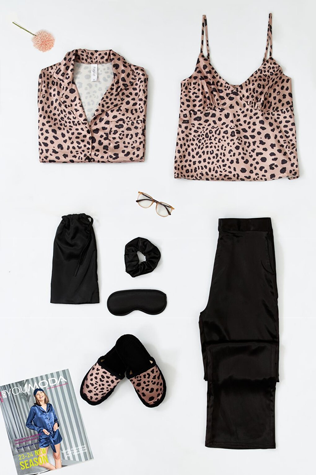 7-Piece Leopard Pajama Stone Set Both Inside and Outside