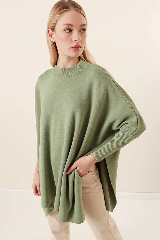 Women's Çağla High Collar Slit Oversize Poncho