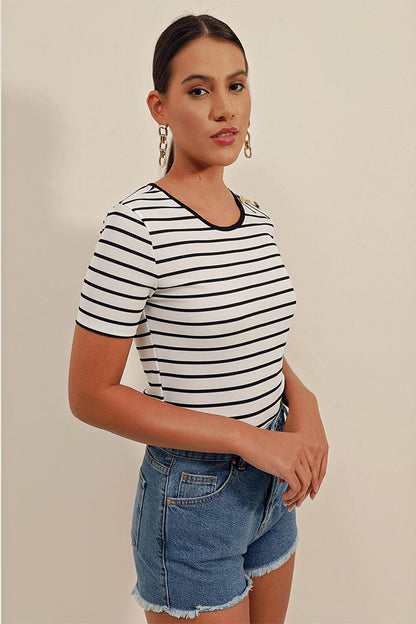 0479 Buttoned Striped Blouse - White