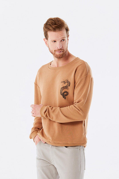 Dragon Printed Crew Neck Sweatshirt