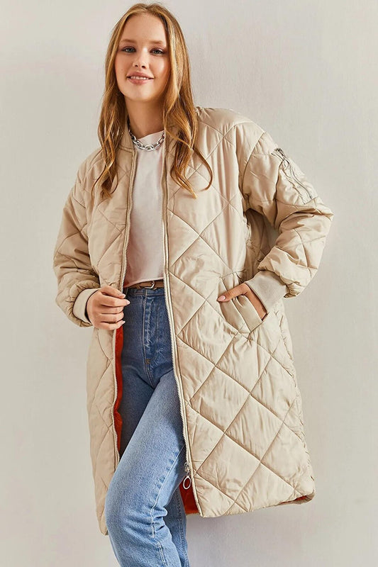 Women's Lined Quilted Long Coat with Elastic Sleeves