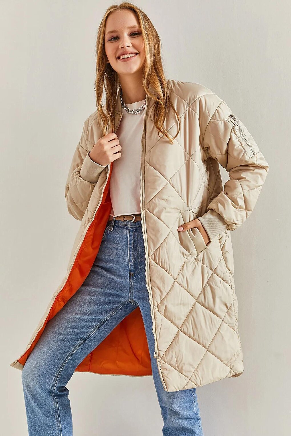 Women's Lined Quilted Long Coat with Elastic Sleeves