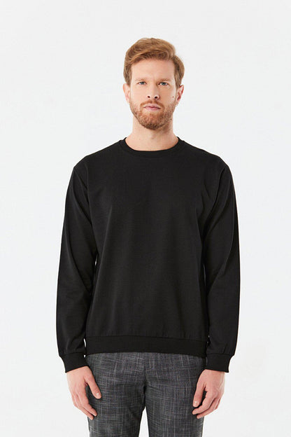 Basic Crew Neck Sweatshirt