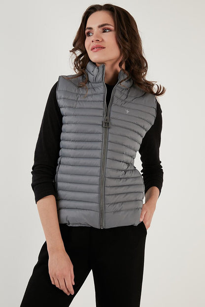 Slim Fit Stand Collar Pocket Puffer Vest 497TAMARA