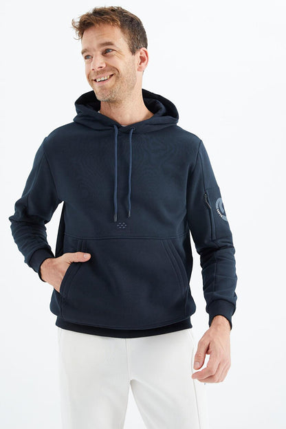 Navy Blue Comfortable Form Men's Sweatshirt - 88298