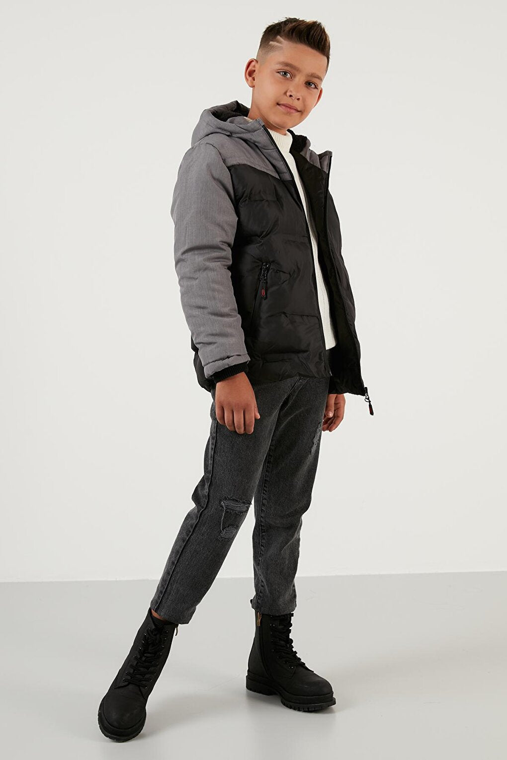 Hooded Puffer Coat with Plush Lining and Zippered Pockets 5760041