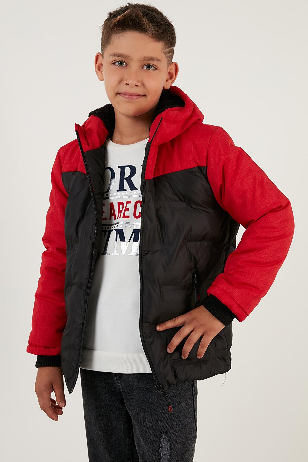 Hooded Puffer Coat with Plush Lining and Zippered Pockets 5760041