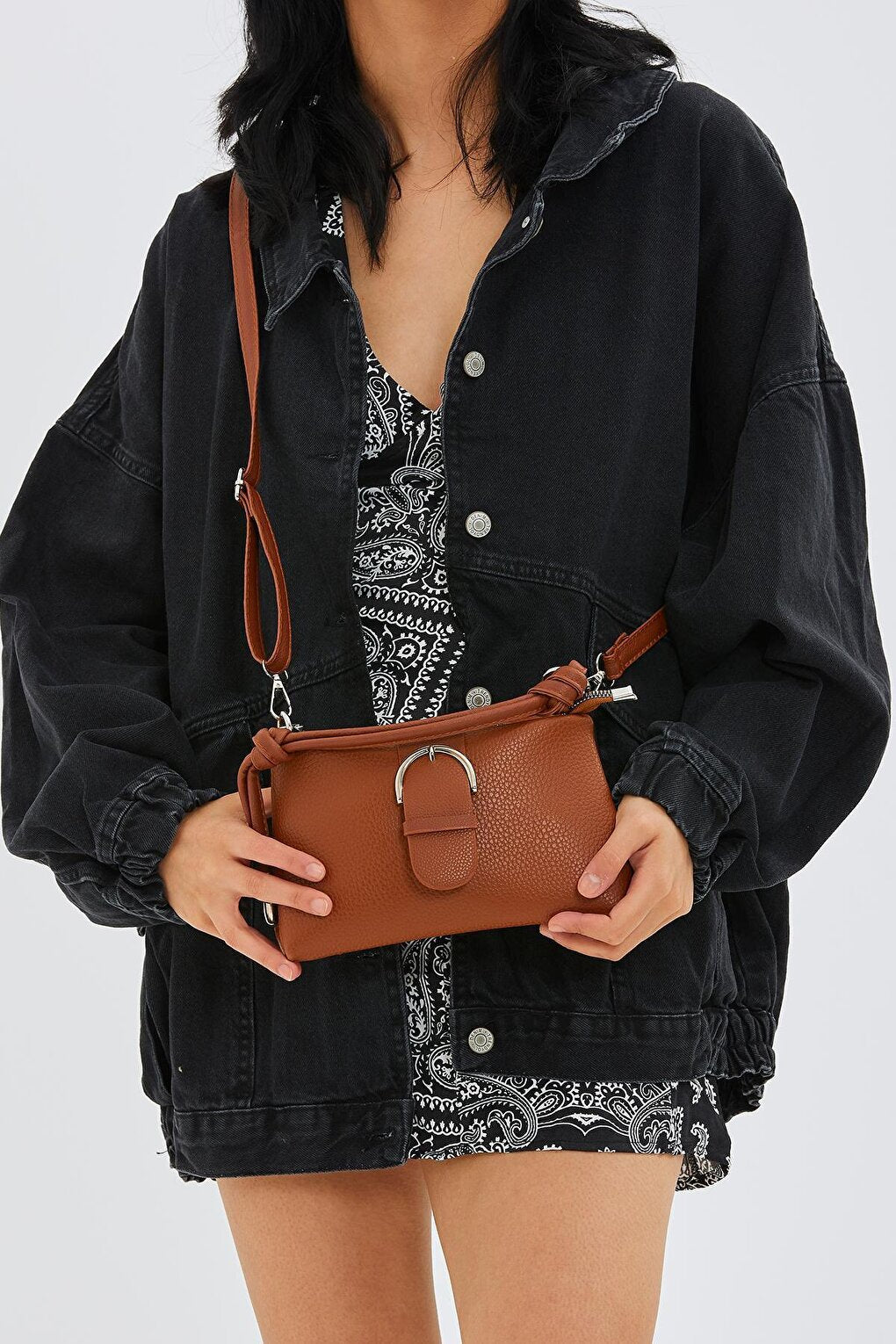 Long Strap Belt Detailed Judy Women's Crossbody Bag Brown