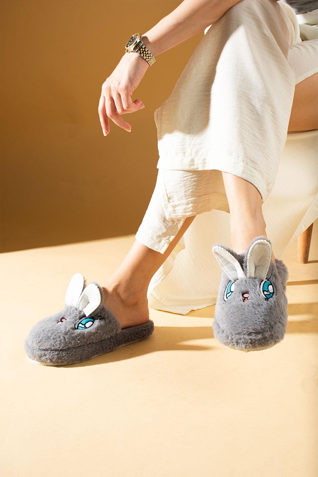 Cute Rabbit Front Closed Inside Fur Thermal Sole Women's Home Slippers P01-18-23Kl