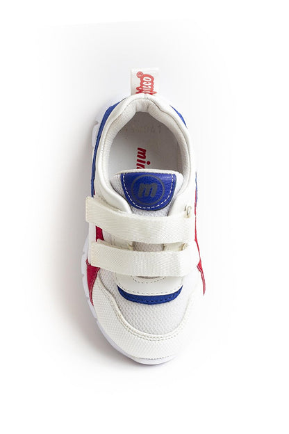 Boy's White healthy Supported Children's Sports Shoes