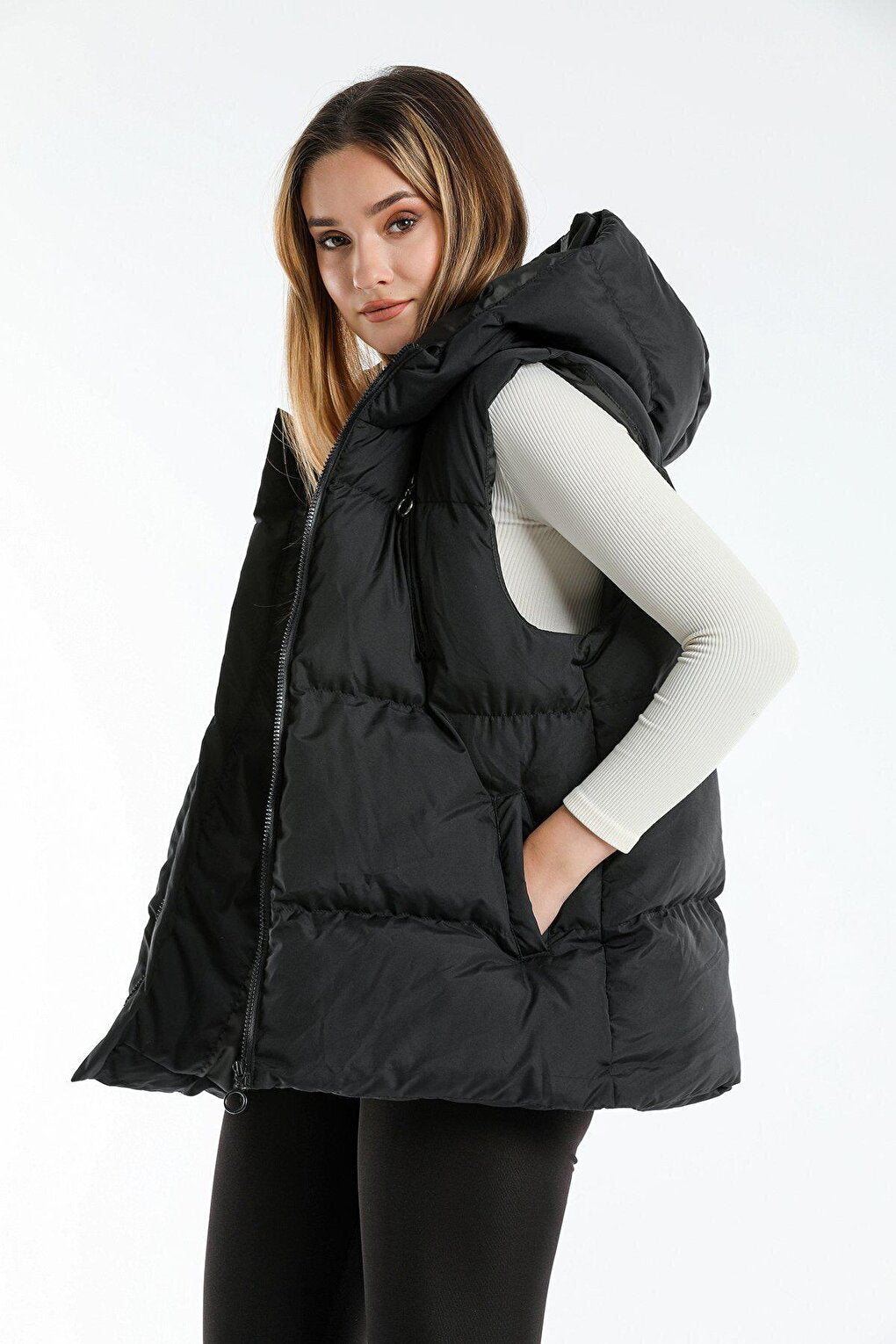 Hooded Puffer Vest with Pockets AC-K59058LNW