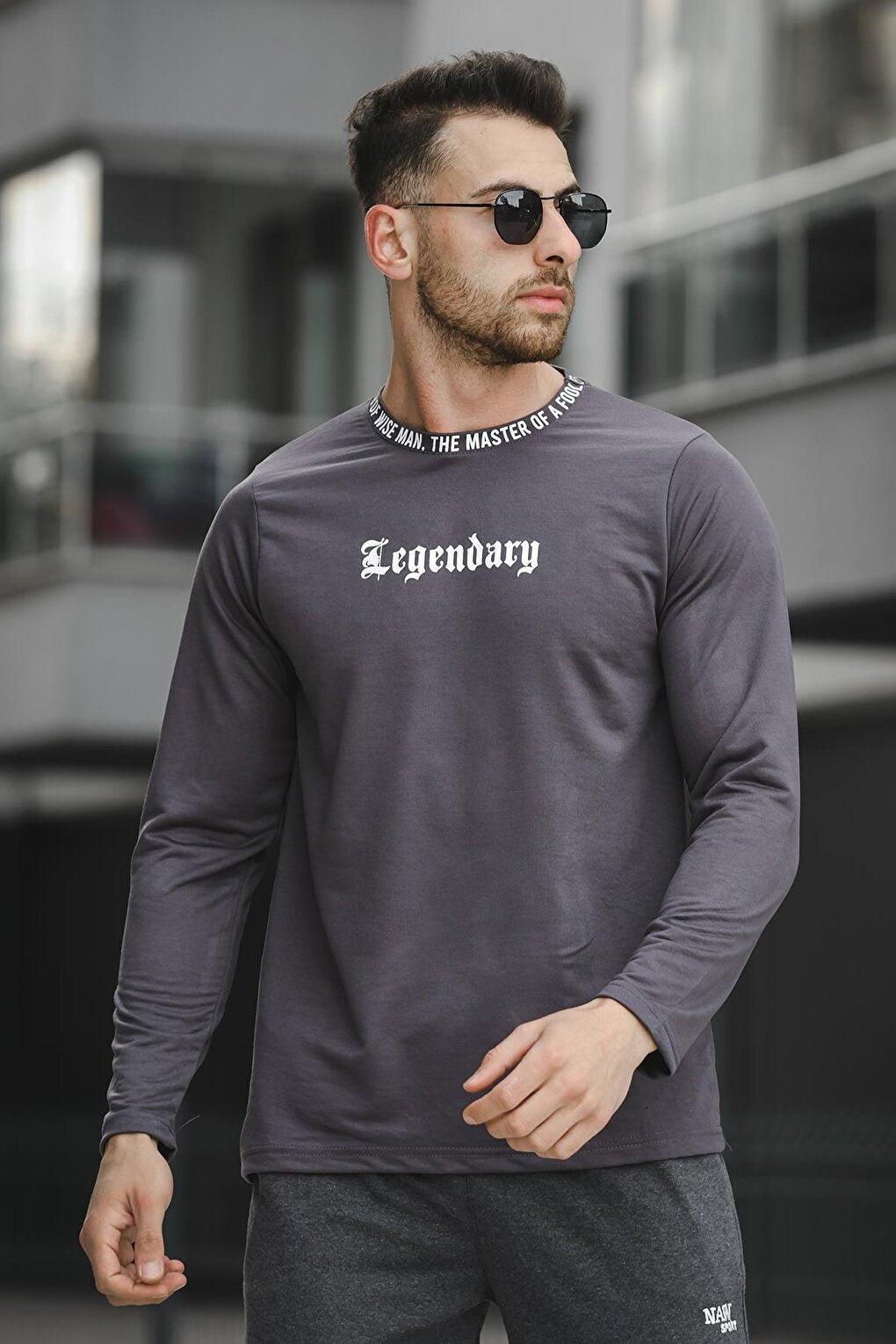 Slim Fit Lycra Crew Neck Men's Sweatshirt with Printed Collar