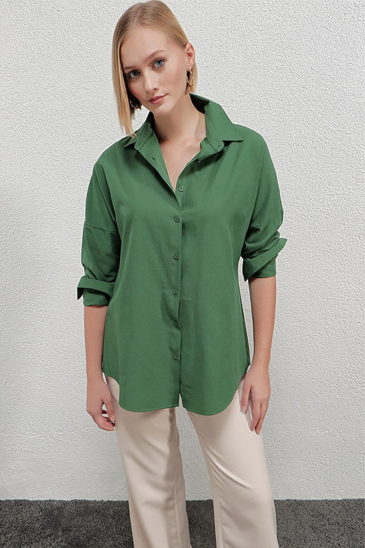 Women's Emerald Green Oversize Long Basic Shirt HZL22W-BD139001