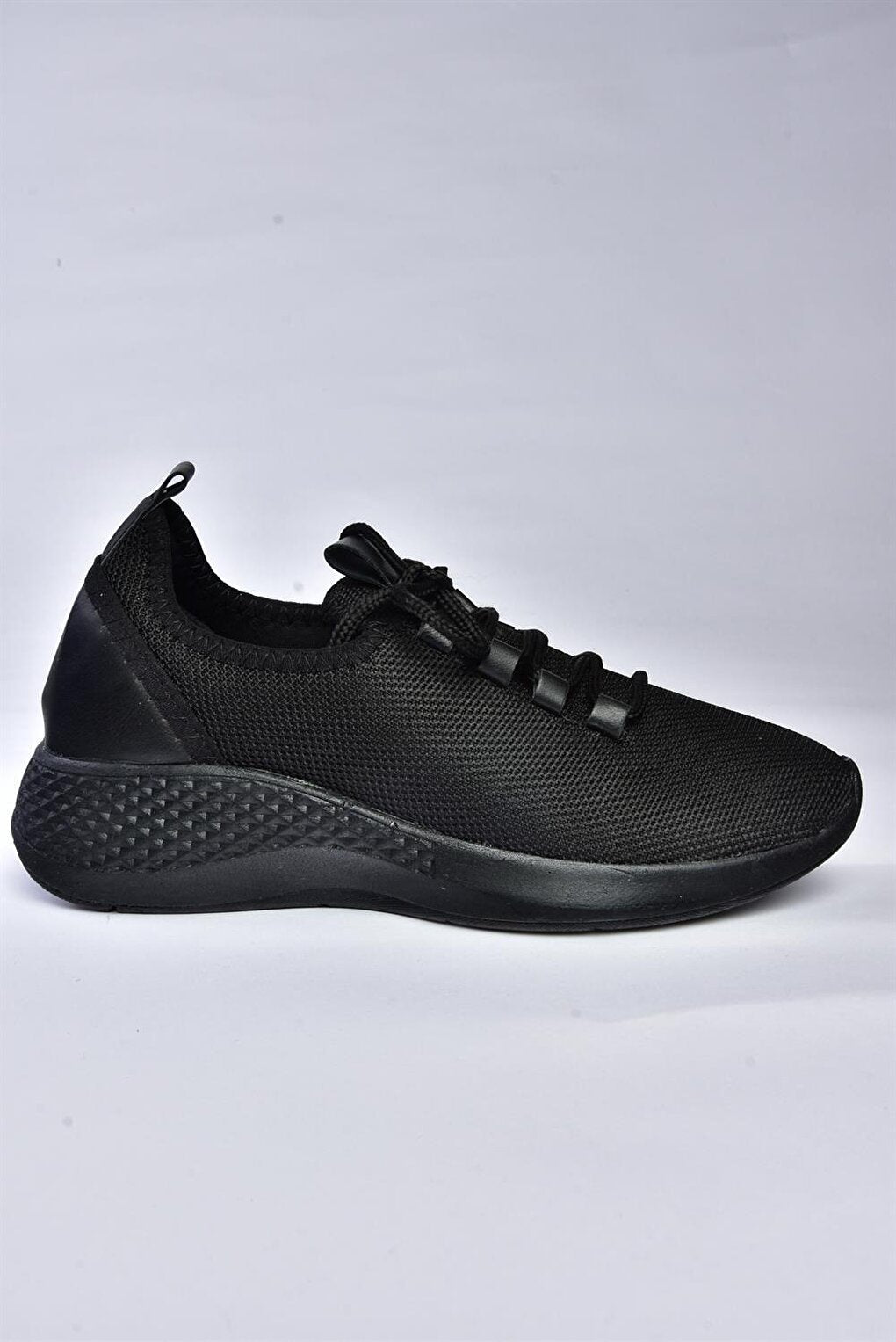 P239200804 Black Women's Sneakers