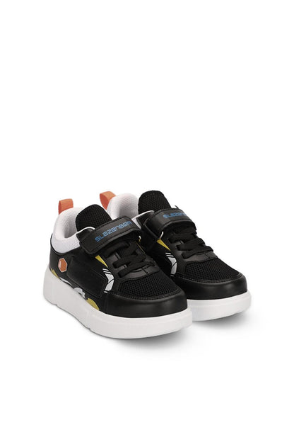 KEPA Sneaker Boy's Shoes Black / White