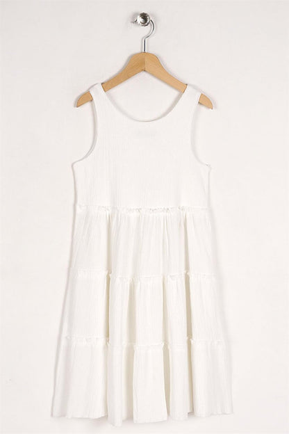 Girl's White Colored Elastic Waist Pleated Dress