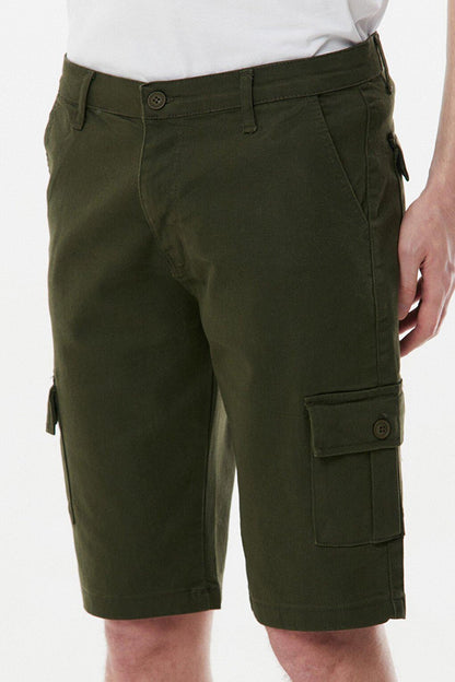 Capri with Cargo Pocket