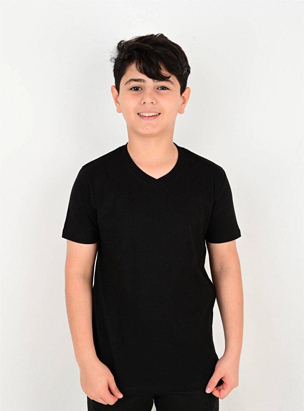 V-Neck Unprinted Plain T-Shirt 6731