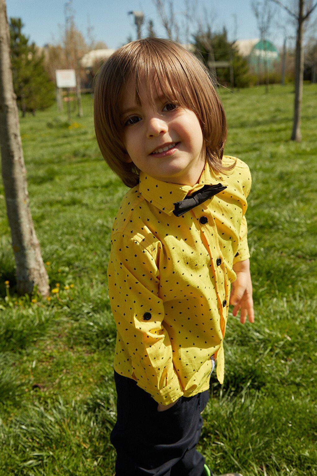 Printed Sleeve Foldable Bow Tie Boy's Shirt