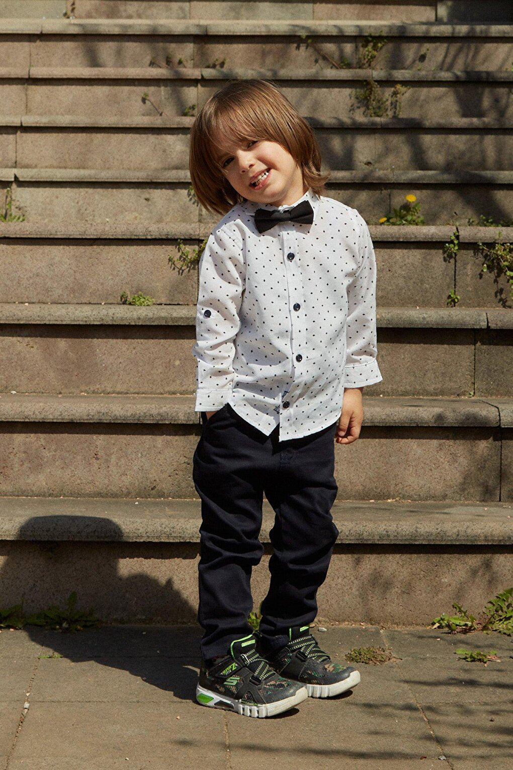 Printed Sleeve Foldable Bow Tie Shirt