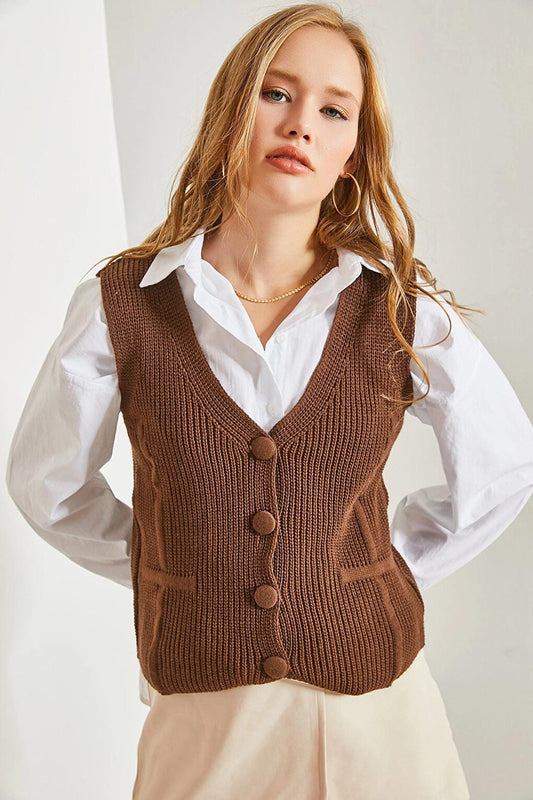 Women's Buttoned Patterned Knitwear Vest