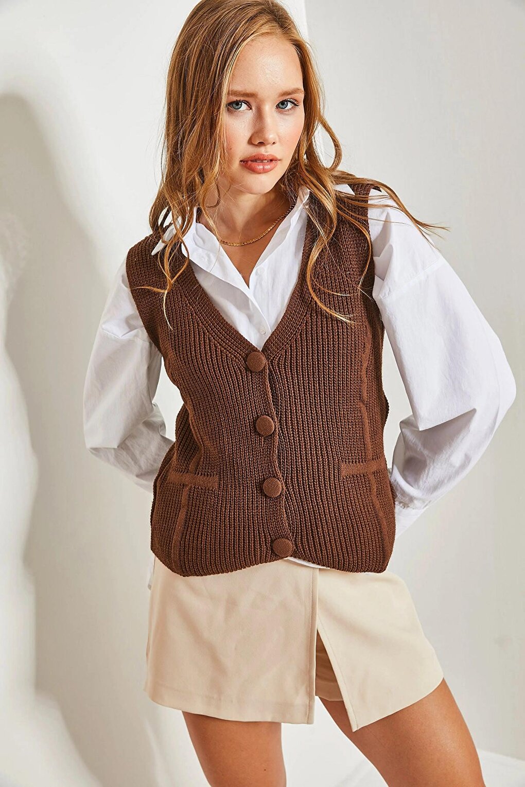 Women's Buttoned Patterned Knitwear Vest