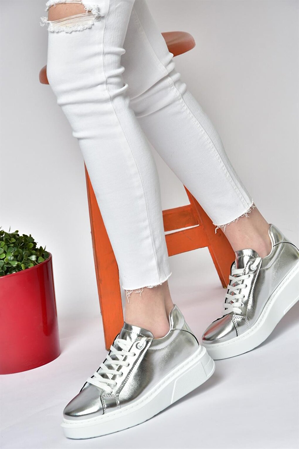 P848231409 Silver Women's Sneakers