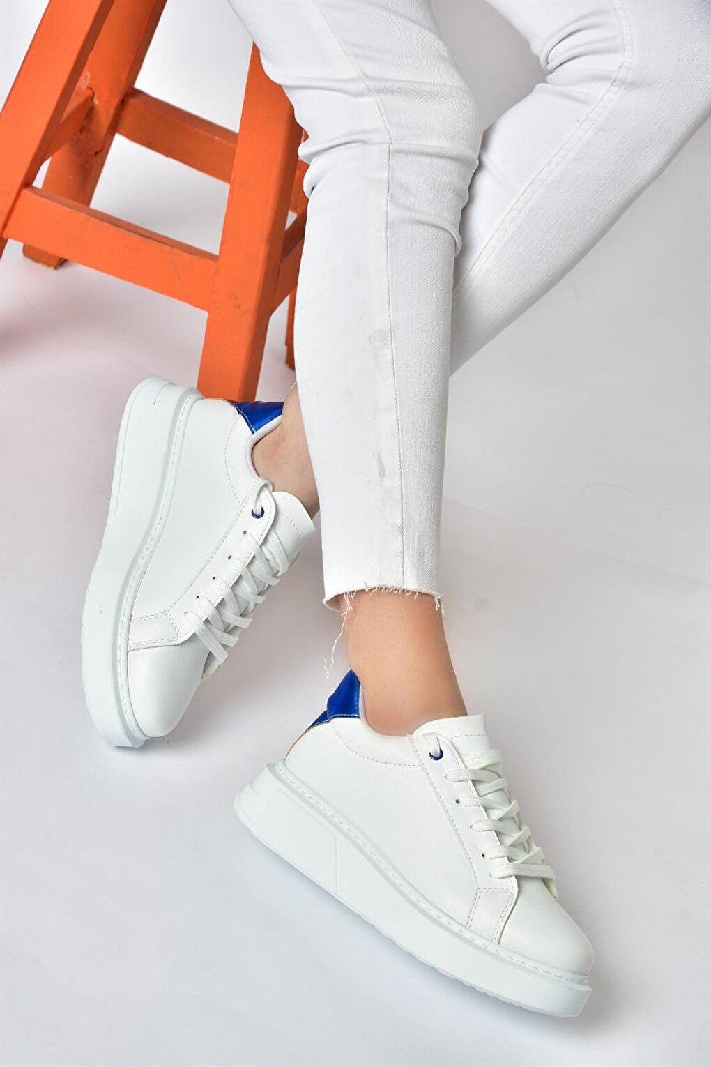 P848231409 White/Sax Blue Women's Sneakers