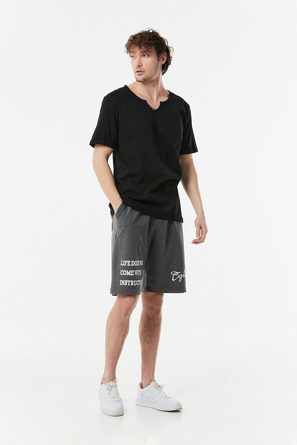 Text Printed Waist Tied Shorts