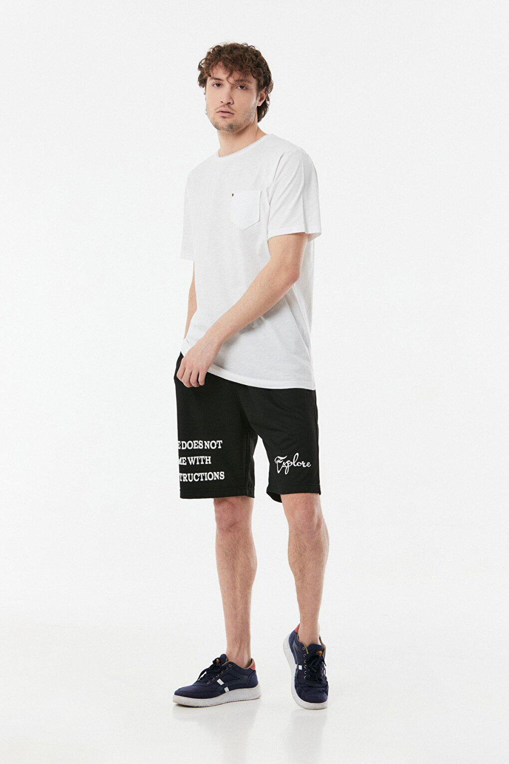 Text Printed Waist Tied Shorts