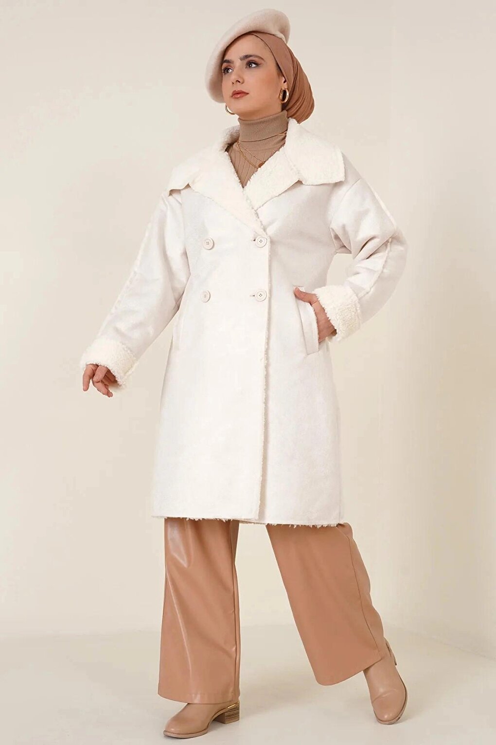 Women's White Collar and Faux Fur Inside Buttoned Faux Leather Coat HZL23W-BD191021