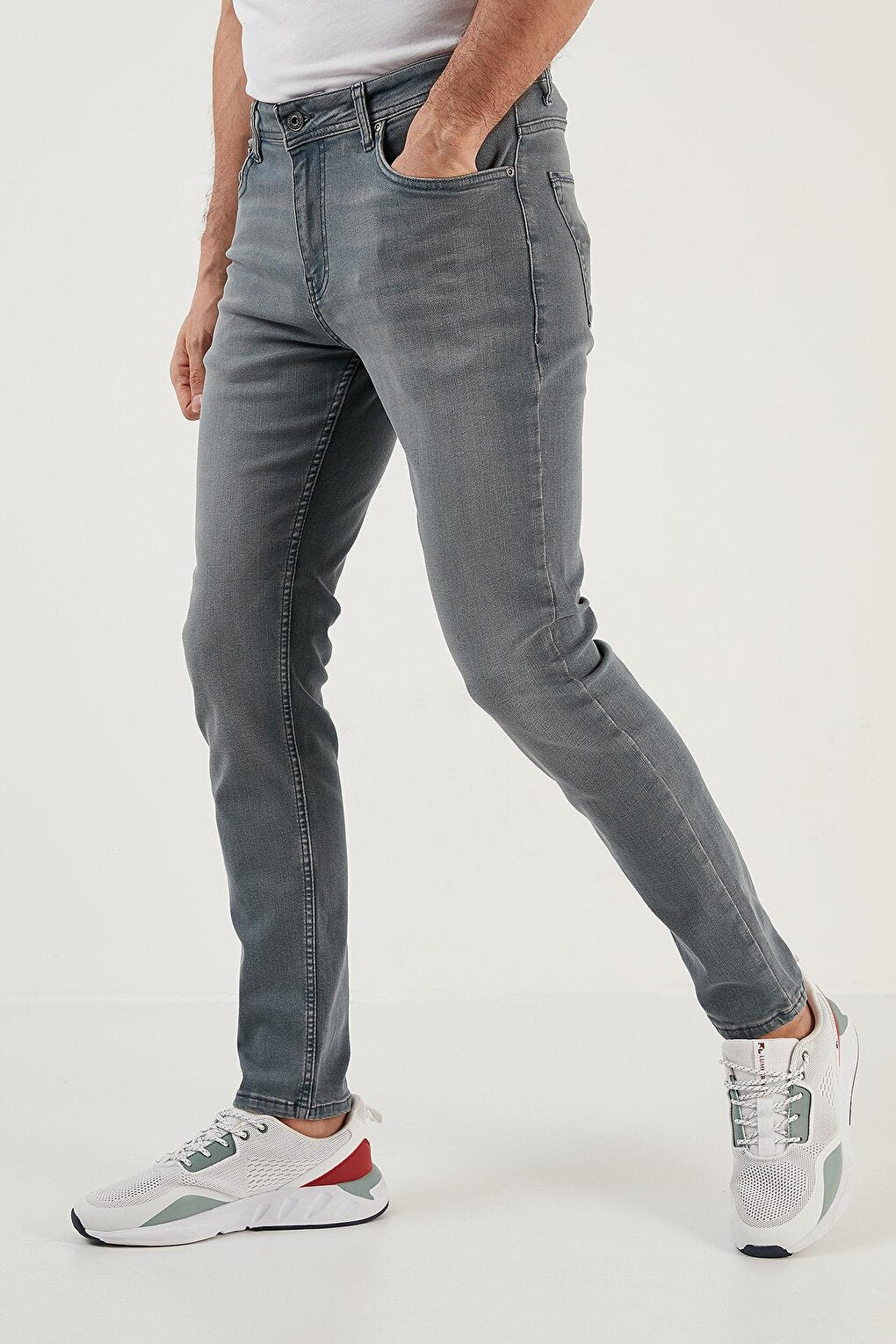 Cotton High Waist Slim Fit Skinny Jeans 3300M10TOKYO