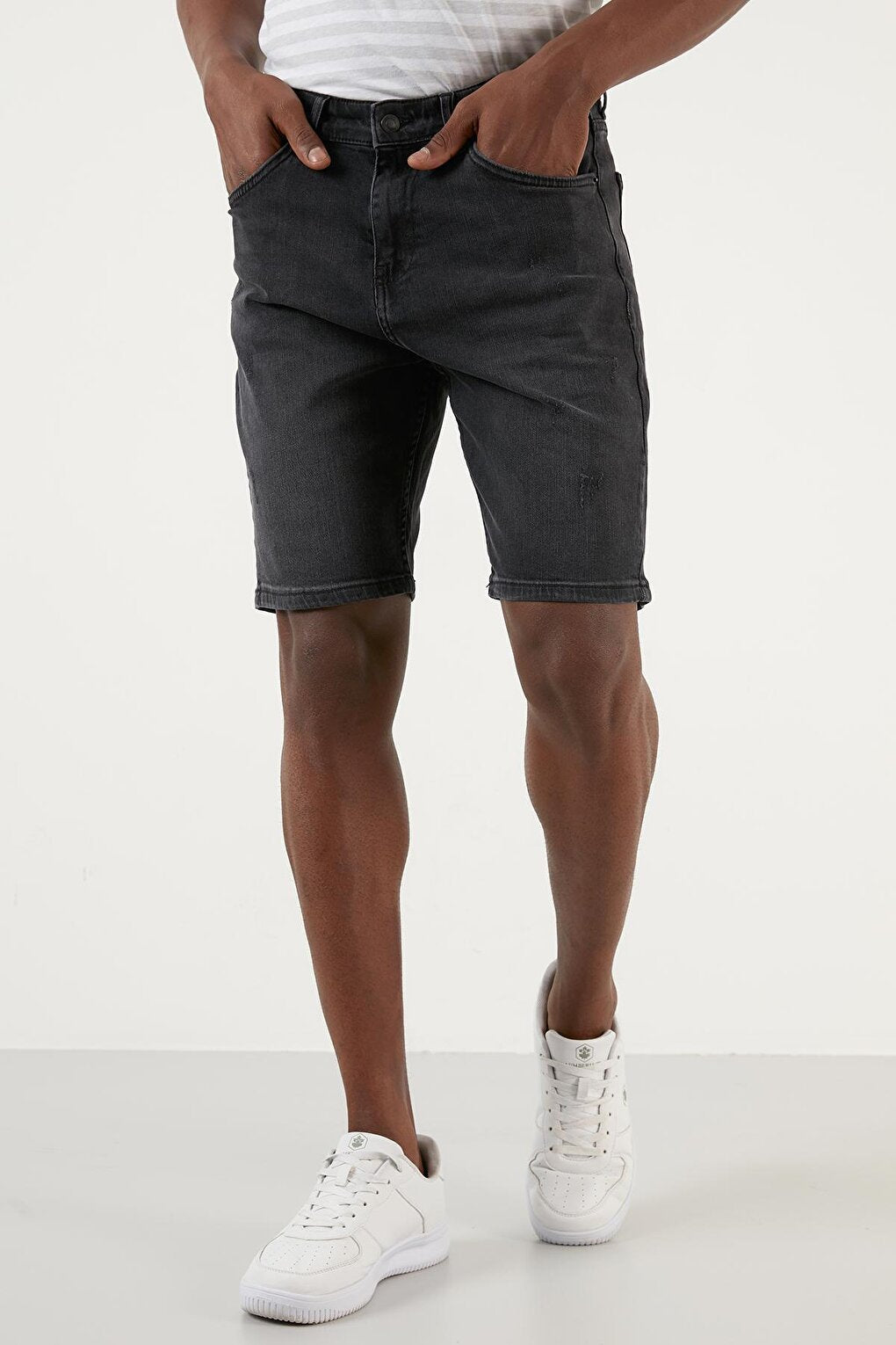 Cotton Regular Fit Short with Pockets 6003M77RELAX