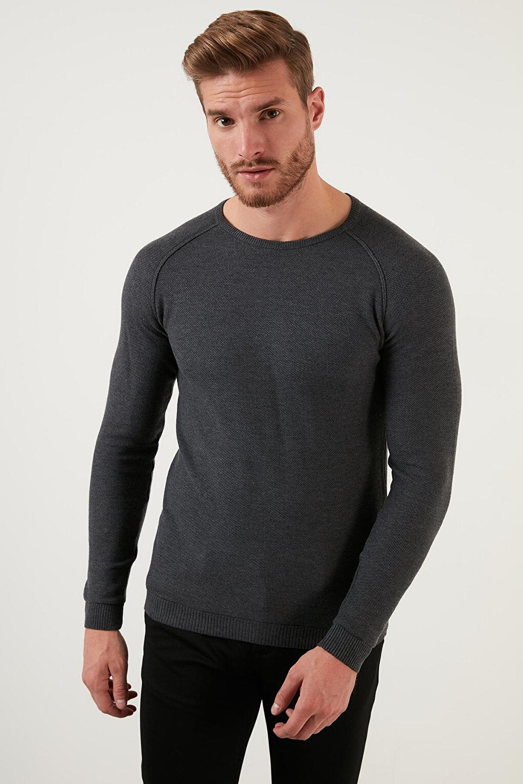 Slim Fit Crew Neck Cotton Knitwear Sweater 6353418