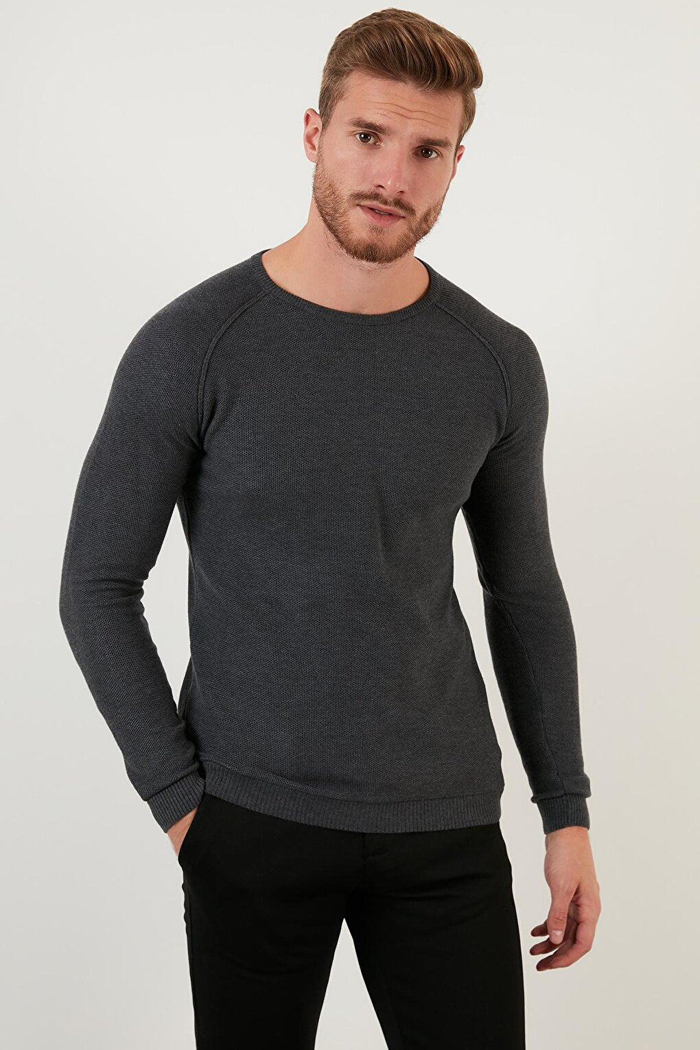 Slim Fit Crew Neck Cotton Knitwear Sweater 6353418