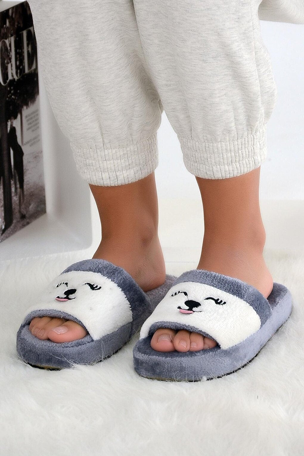 Cute Cat Comfortable Sole Women's House Slippers 999-15-22