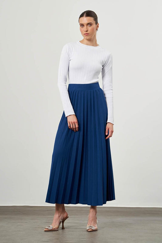 Crepe Knitted Pleated Indigo Skirt