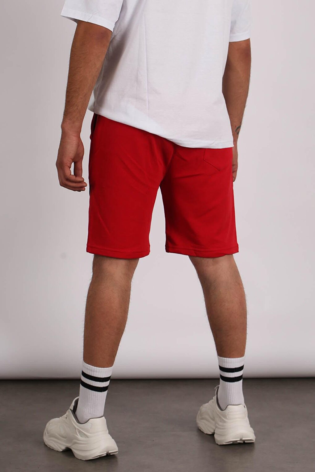 Red Men's Regular Fit Shorts 5401