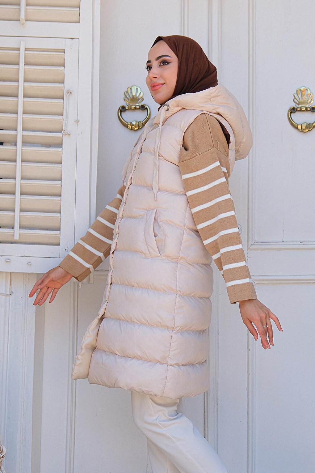 Women's Hooded Long Puffer Vest Beige