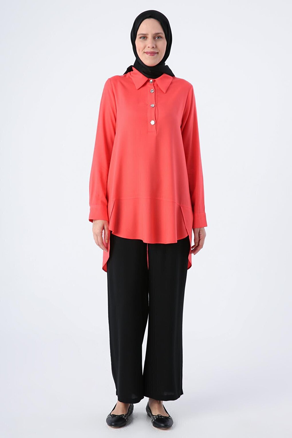 Pomegranate Blossom Shirt Collar Half Placket Slit Long Back Tunic